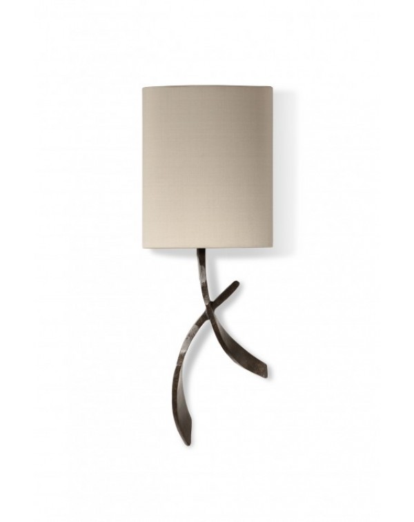 Porta Romana - Sabre Wall Light