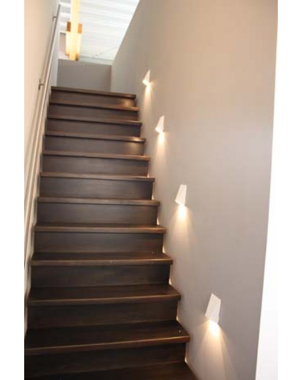 TAL Bat Low Level Wall Light