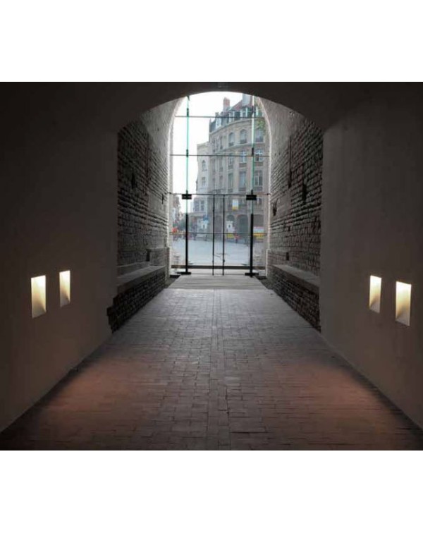 Eos 250s Fully Recessed Wall Light