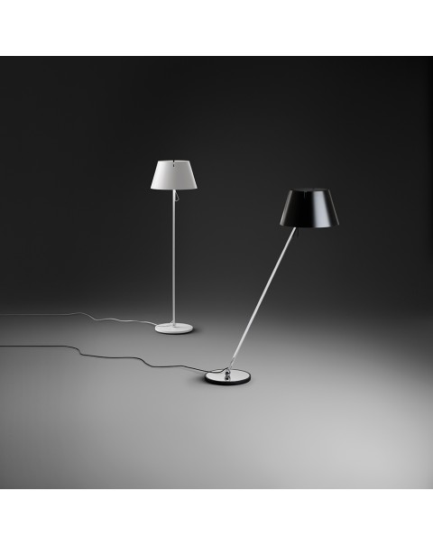 Giro Floor Lamp